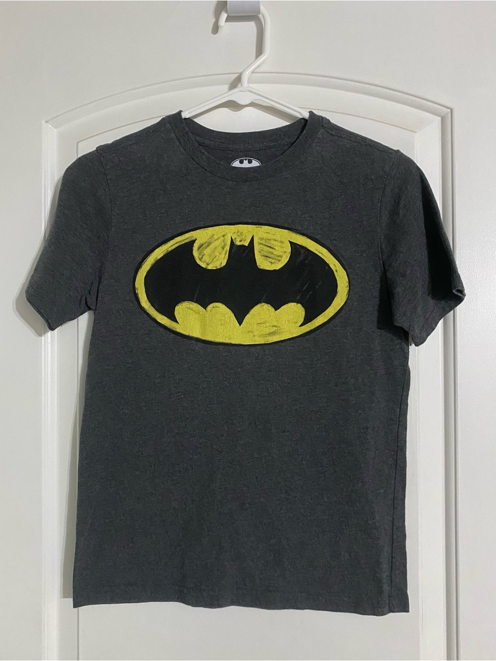 Boys Batman Logo Graphic T-Shirt Gray Size Large 10/12